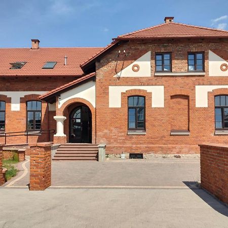 Belweder Hotel Dęblin Buitenkant foto